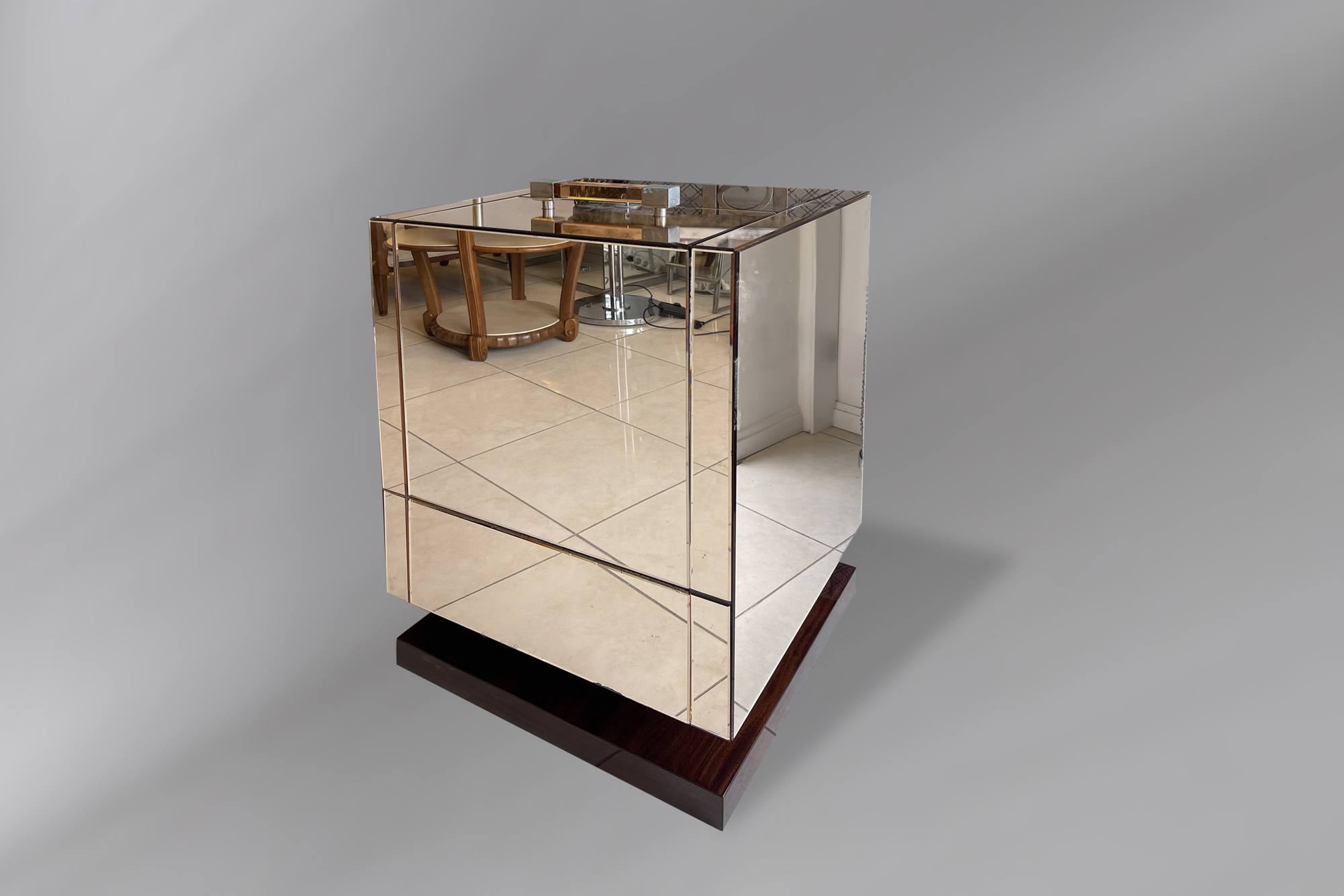 Bar Jaques Adnet 1930