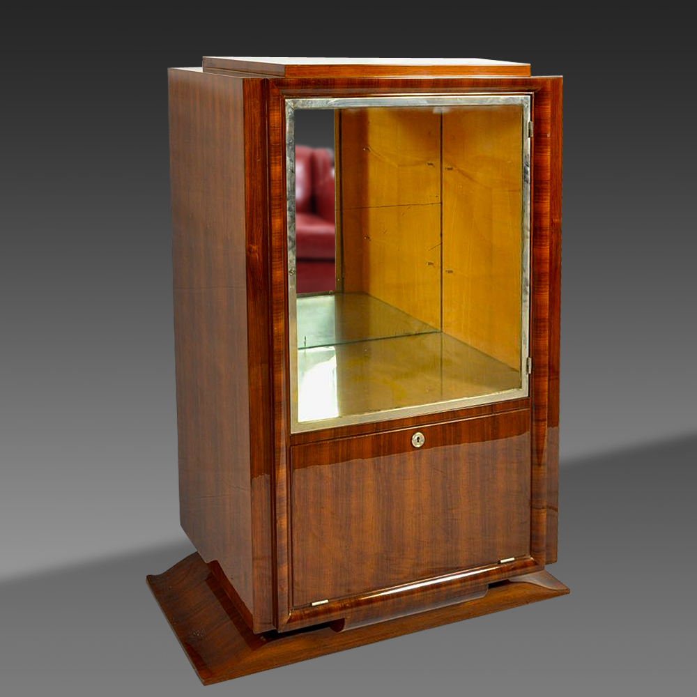 Display cabinet