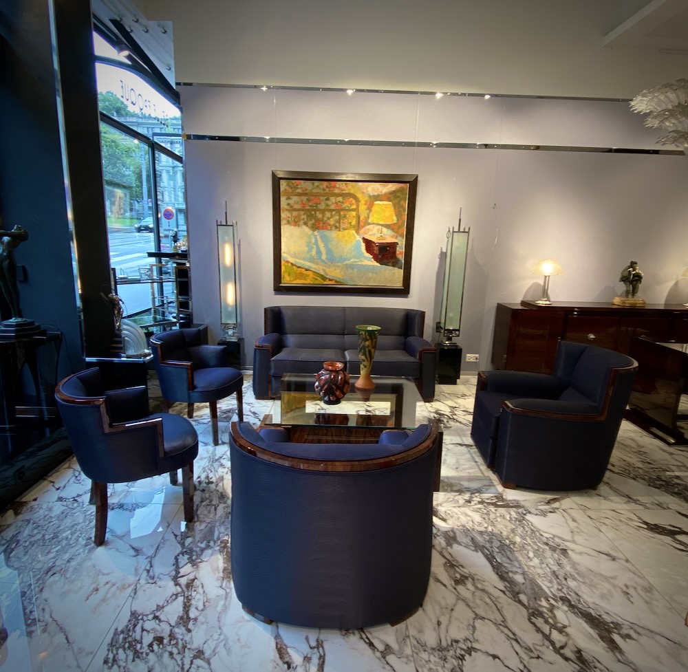  Sitzgruppe London 1930 restauriert  Palisander Umfassung und mit Armani Stoff bezogen Sofa, 2 Fauteuils, 2 Sessel