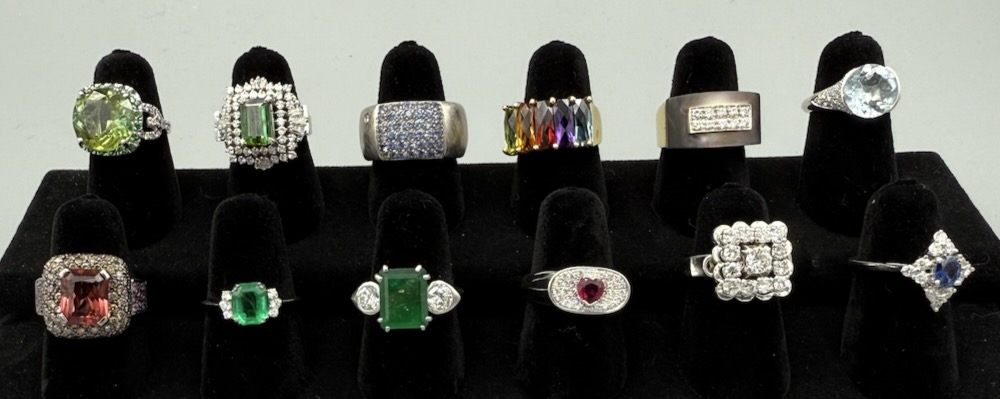 Schmuck neu eingetroffen