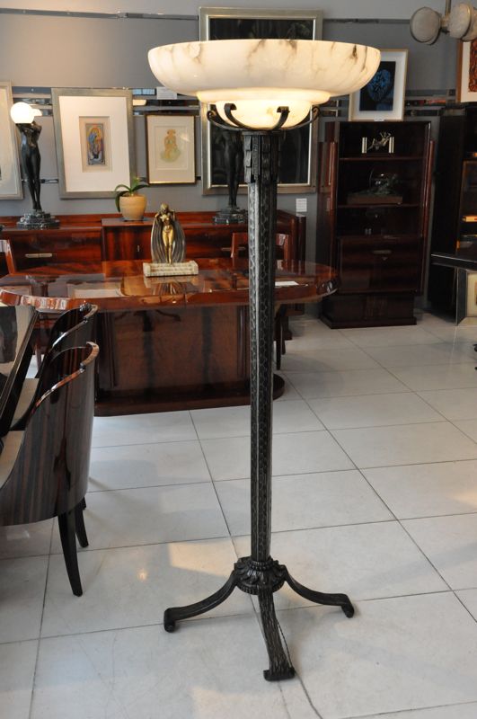 Floor lamp