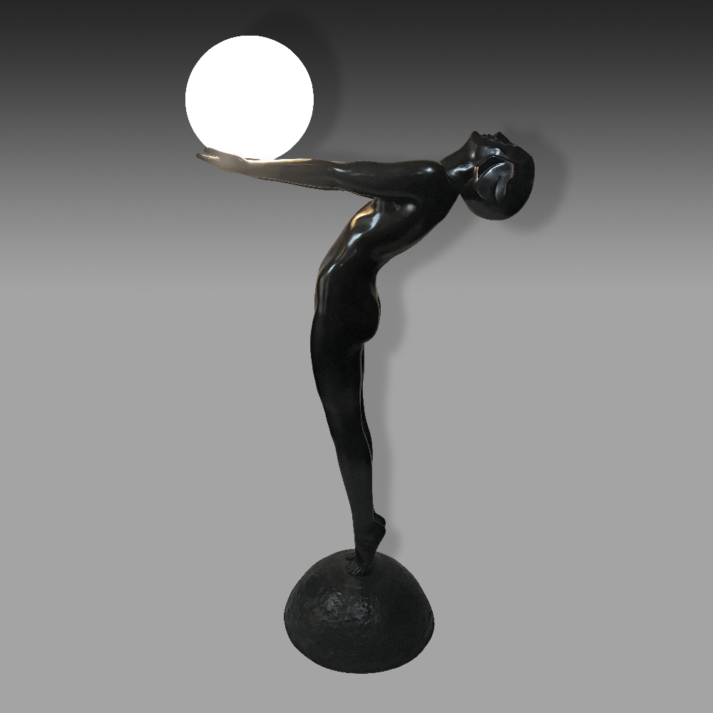 Bronze Max Le Verrier